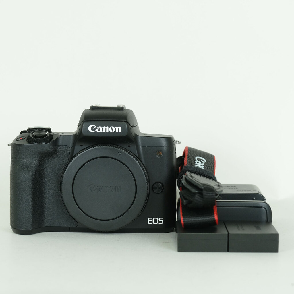 Canon EOS Kiss M2