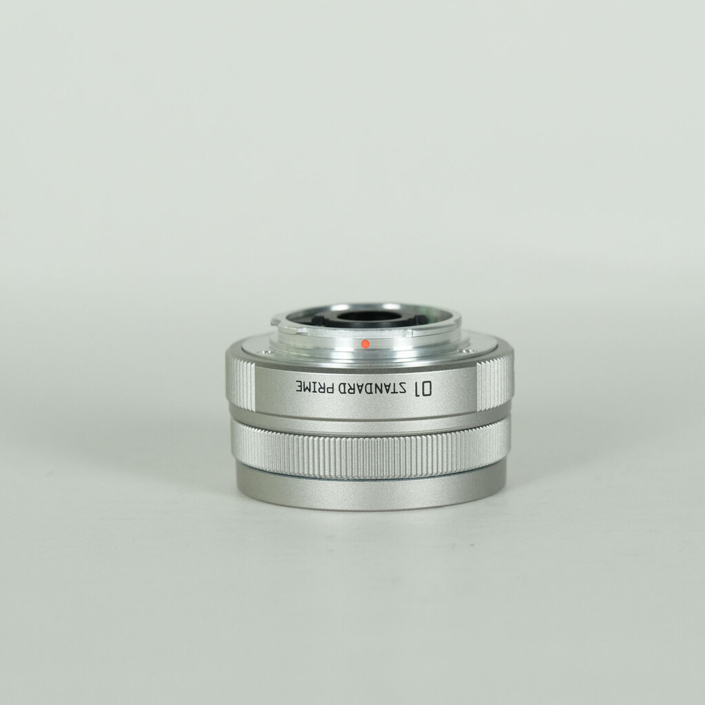 PENTAX 01 STANDARD PRIME シルバーの出品 | ONE SCENE（ワンシーン）