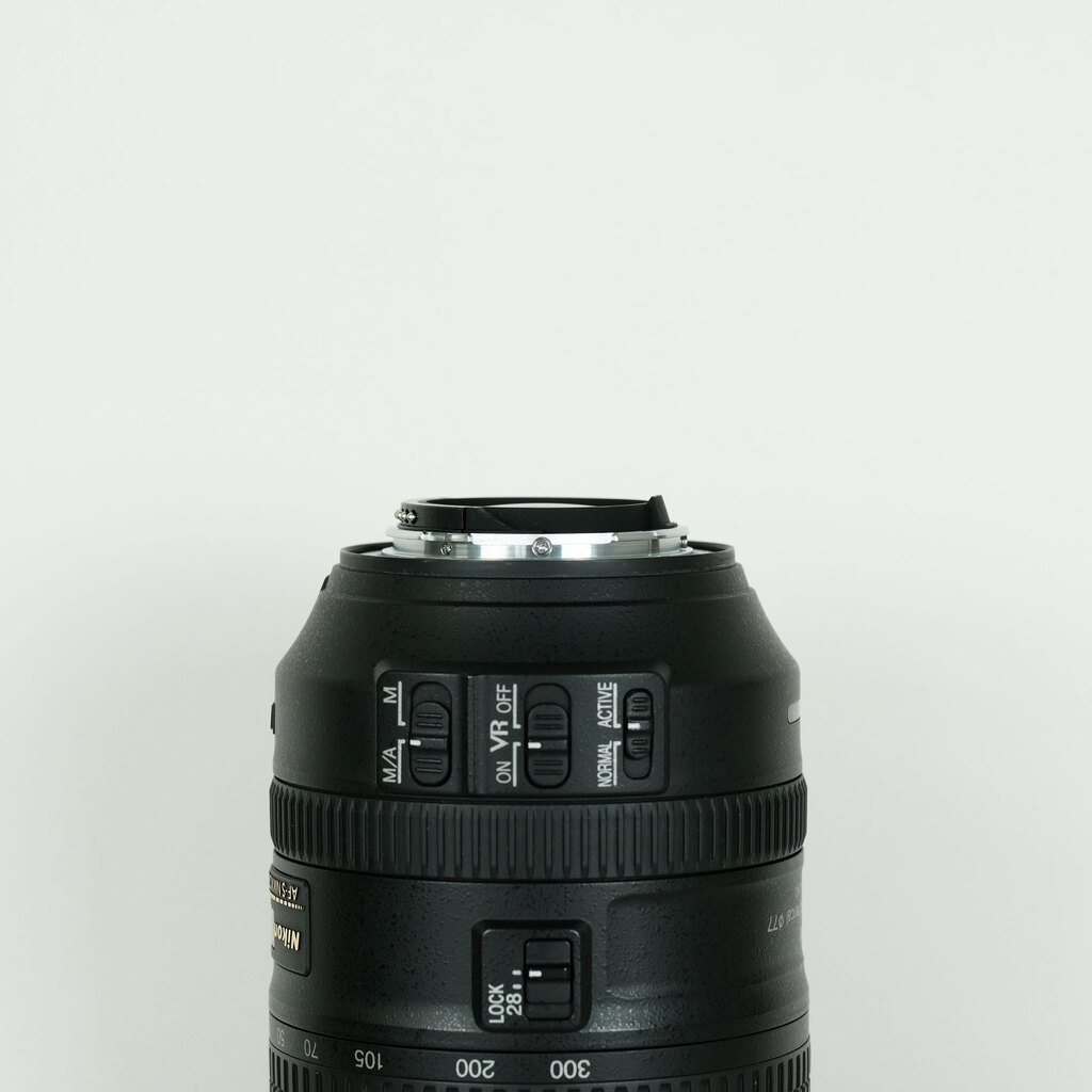 Nikon AF-S NIKKOR 28-300mm f/3.5-5.6G ED VR