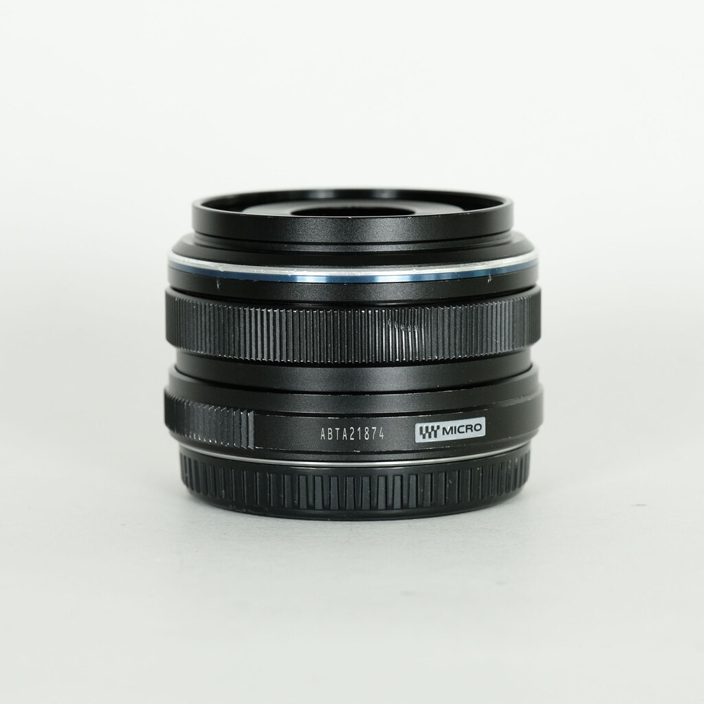 OLYMPUS M.ZUIKO DIGITAL 17mm F1.8