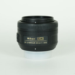 Nikon AF-S DX NIKKOR 35mm f/1.8G Nikon AF-S DX NIKKOR 35mm f/1.8G