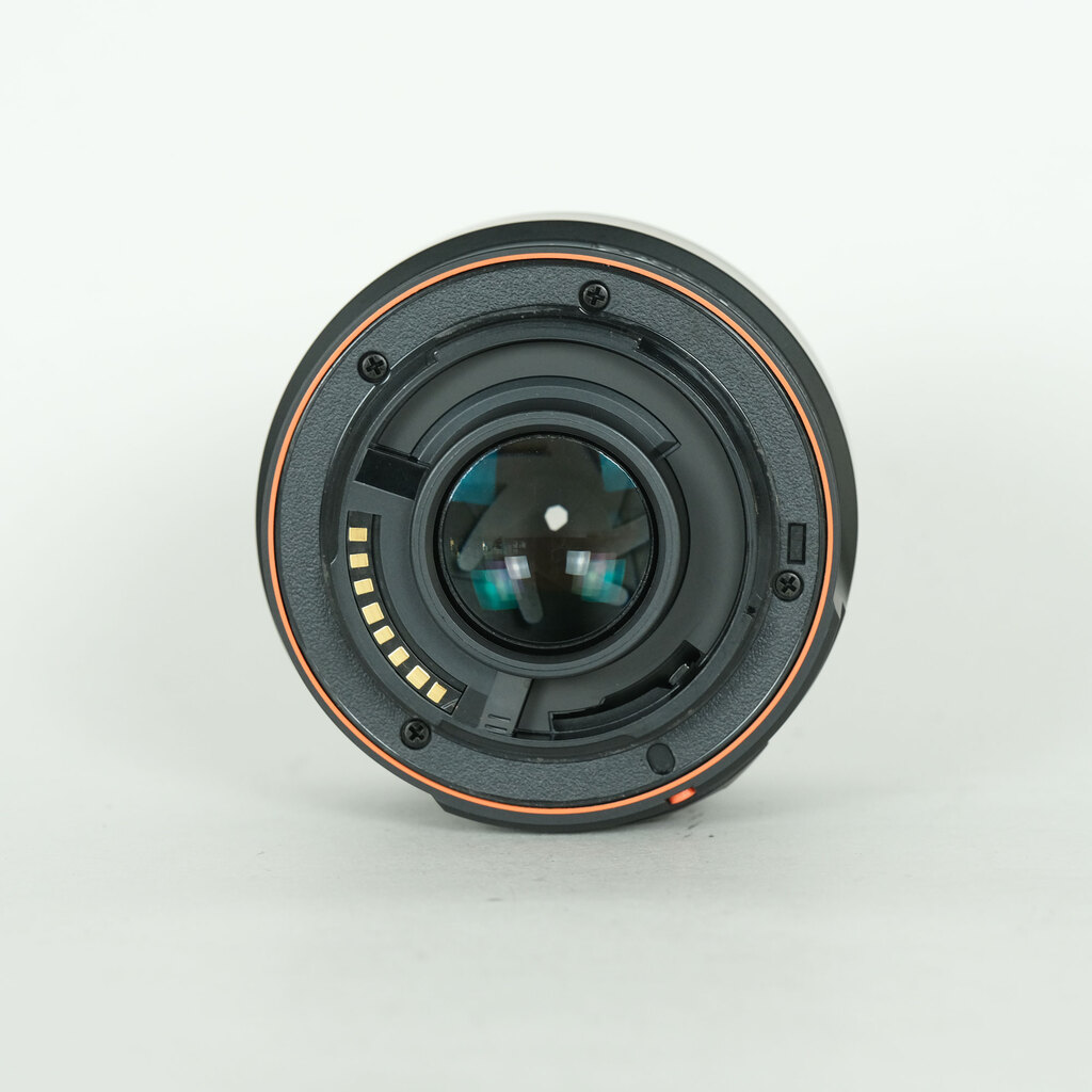 SONY DT 35mm F1.8 SAM SAL35F18