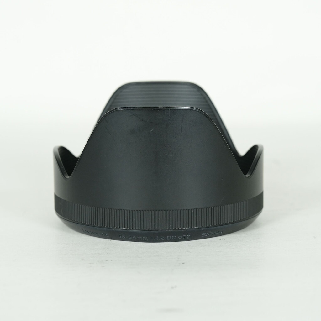 訳あり実用品 SIGMA 18-35mm F1.8 DC HSM Art ニコン SIGMA 18-35mm F1.8 DC HSM｜Art [ニコンF用]の出品 | ONE SCENE（ワン