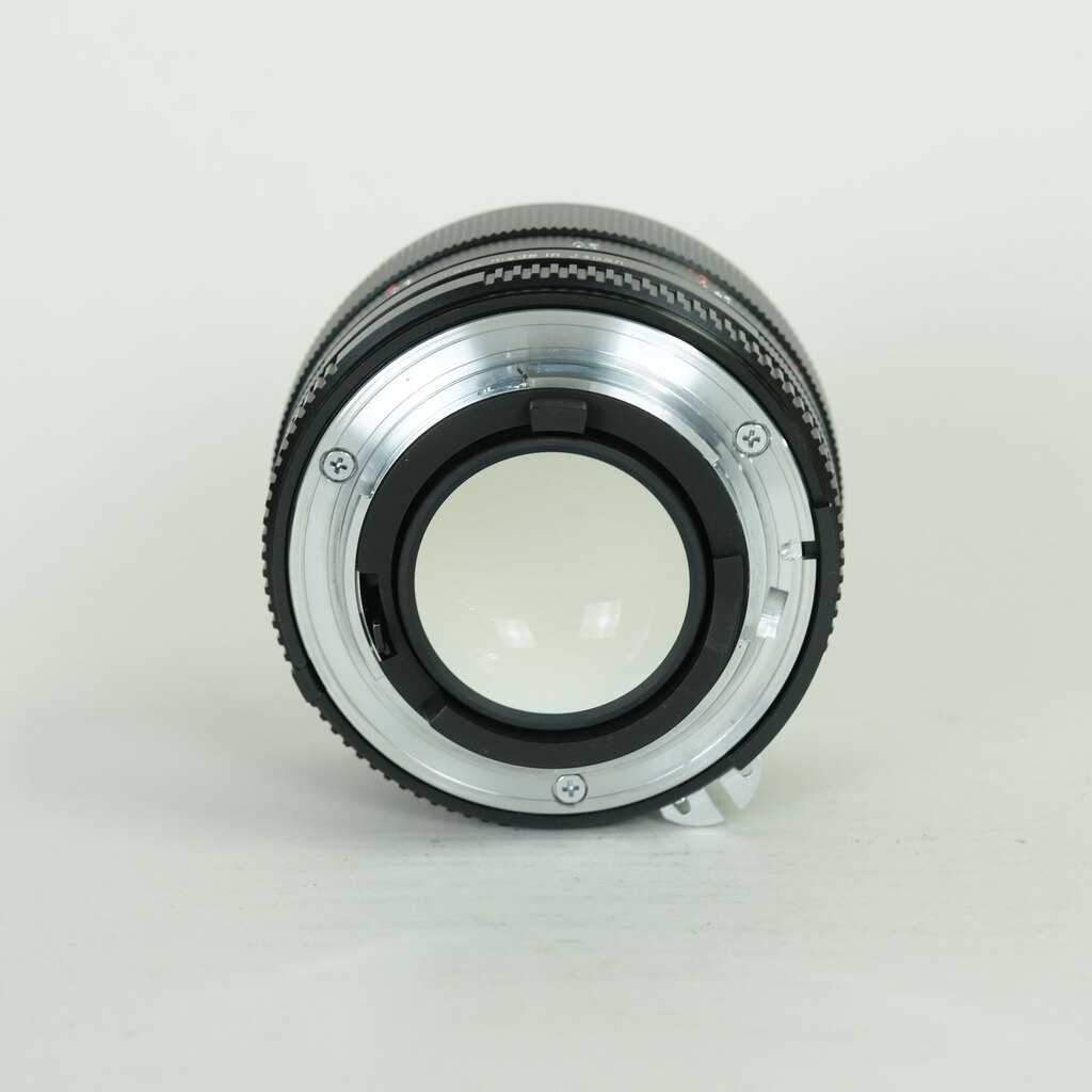 Carl Zeiss Planar T* 50mm F1.4 ZF [ニコンF用]