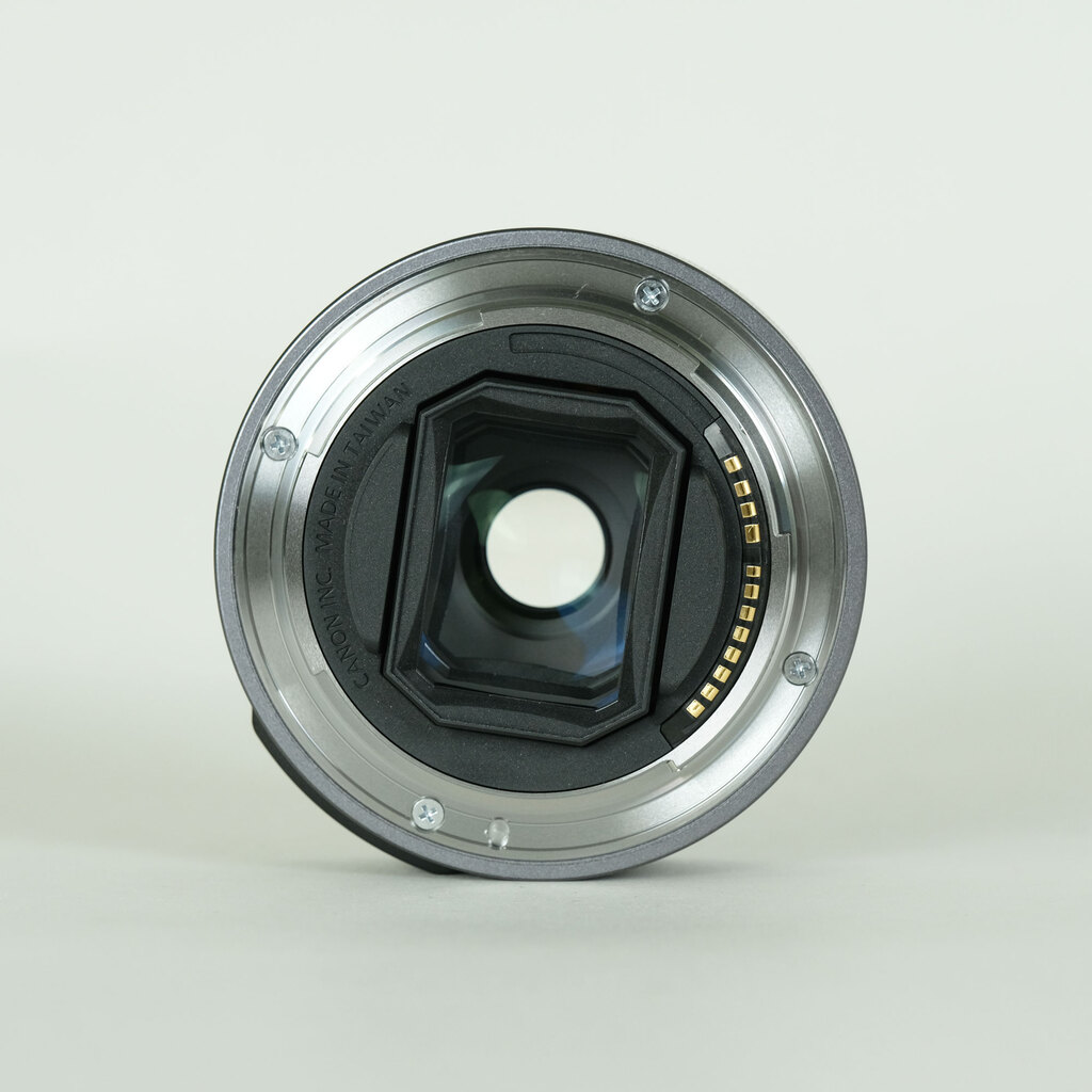 Canon RF28mm F2.8 STM