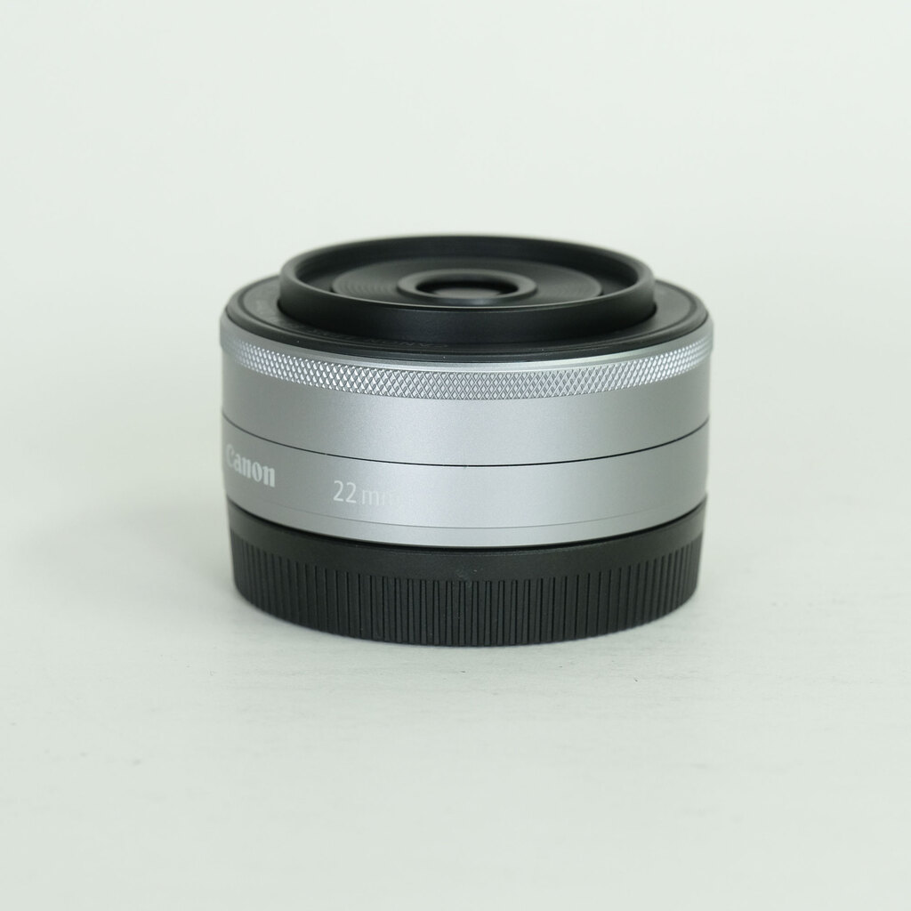 Canon EF-M22mm F2 STM