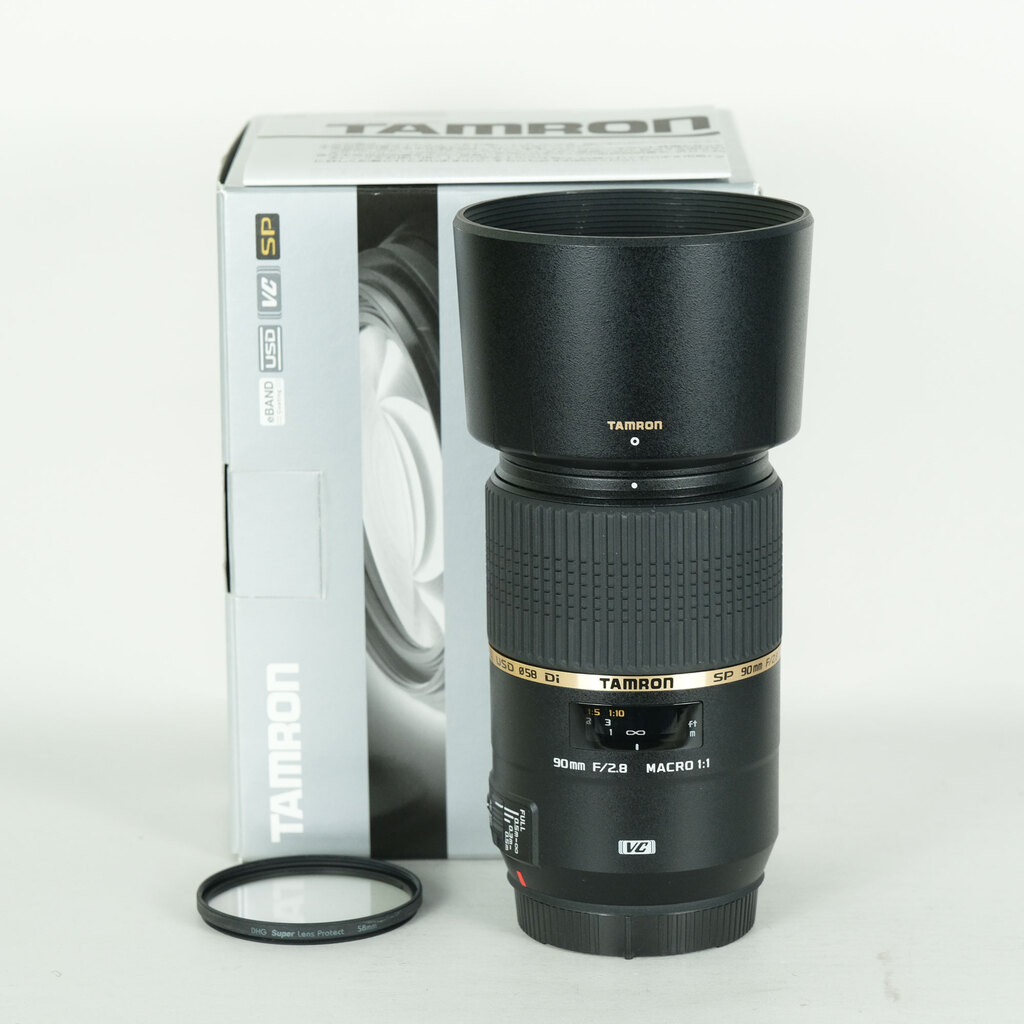 最終価格 極上 SP 90mm F2.8 MACRO VC F004 TAMRON SP 90mm F/2.8 Di MACRO 1:1 VC USD（Model F004）[キヤノン用