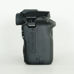 Canon EOS R50