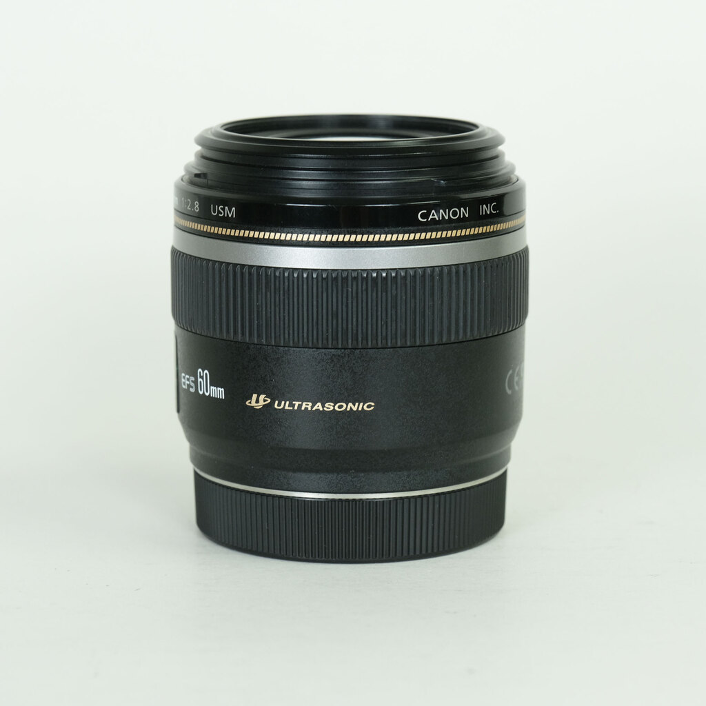 Canon EF-S60mm F2.8 マクロ USM
