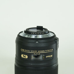 Nikon AF-S Micro NIKKOR 60mm f/2.8G ED Nikon AF-S Micro NIKKOR 60mm f/2.8G ED
