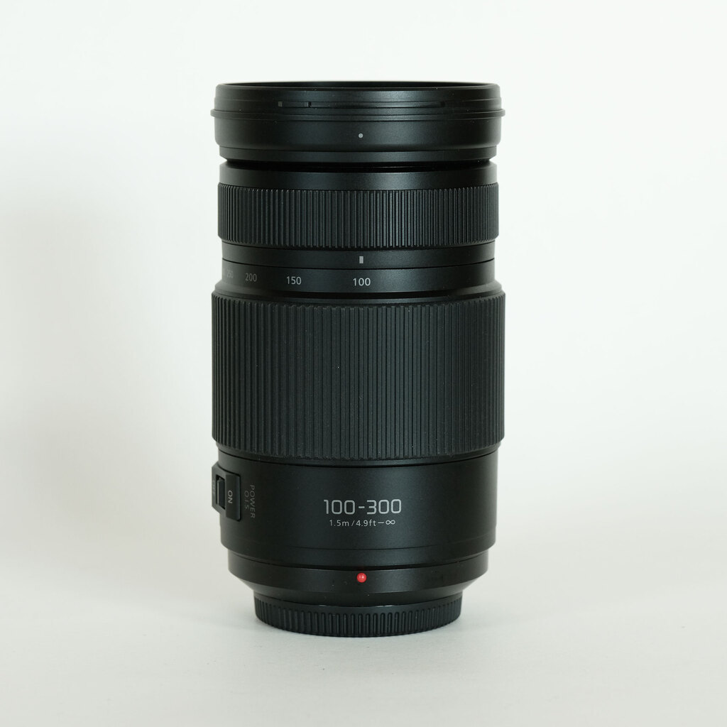Panasonic LUMIX G VARIO 100-300mm / F4.0-5.6 II / POWER O.I.S.