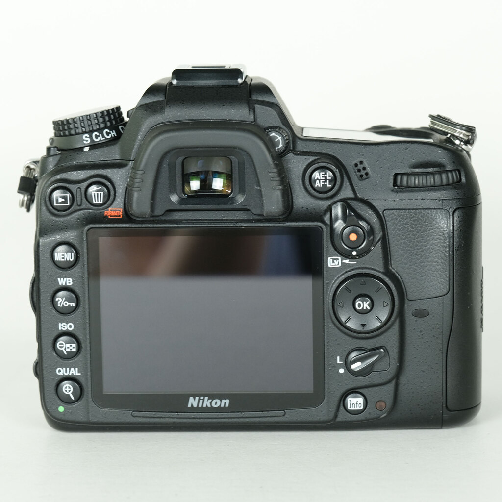 Nikon D7000