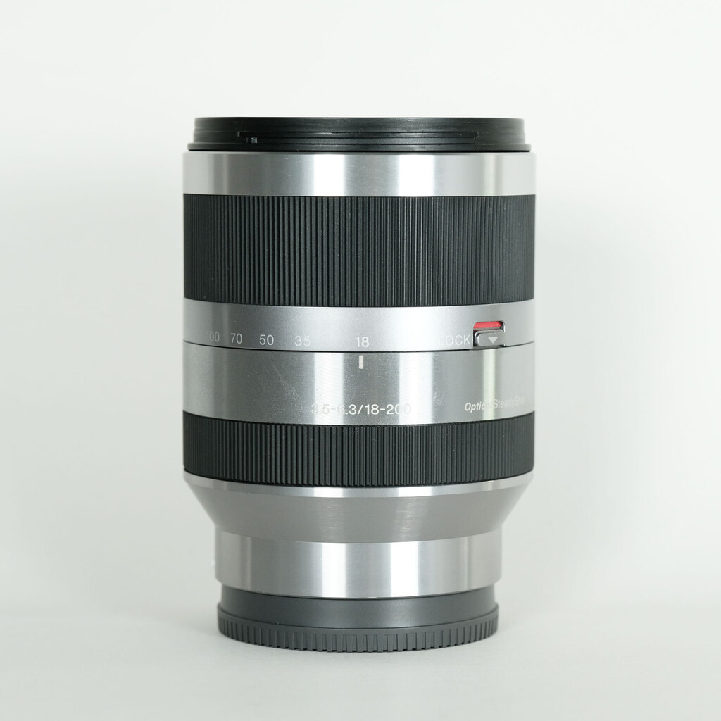 SONY E18-200mm F3.5-6.3 OSS SEL18200