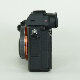 SONY α7 III（ILCE-7M3）