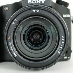 SONY Cyber-shot DSC-RX10M3