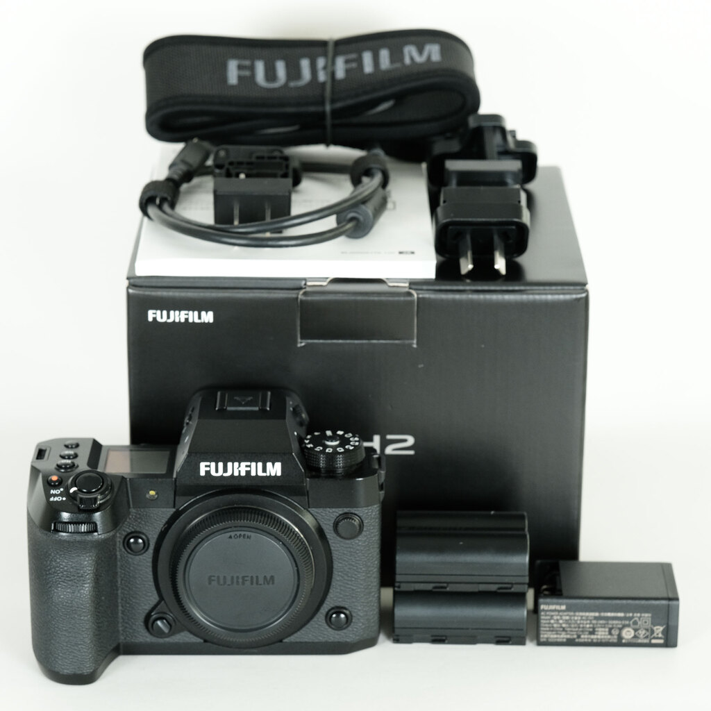 FUJIFILM X-H2