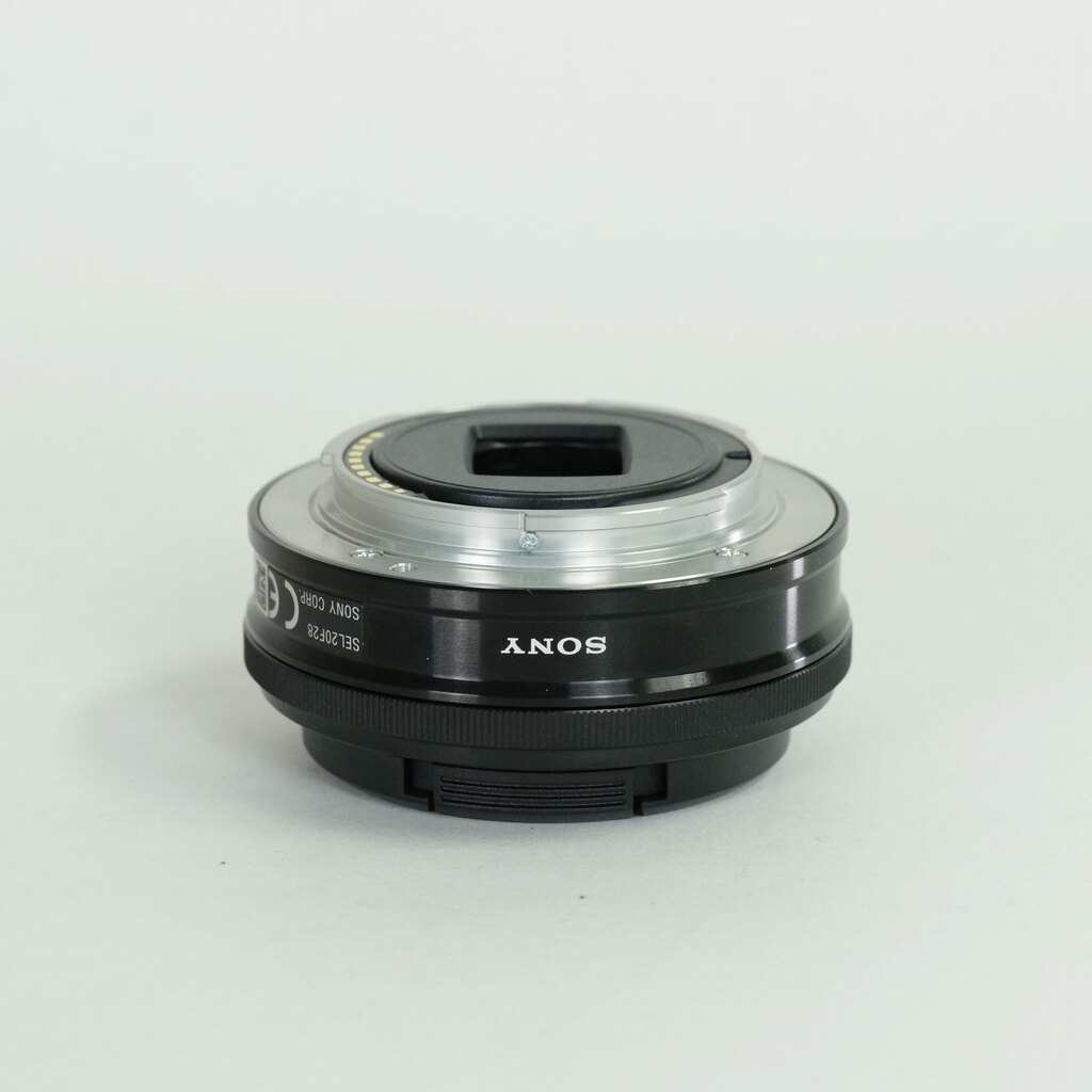 SONY E 20mm F2.8 SEL20F28