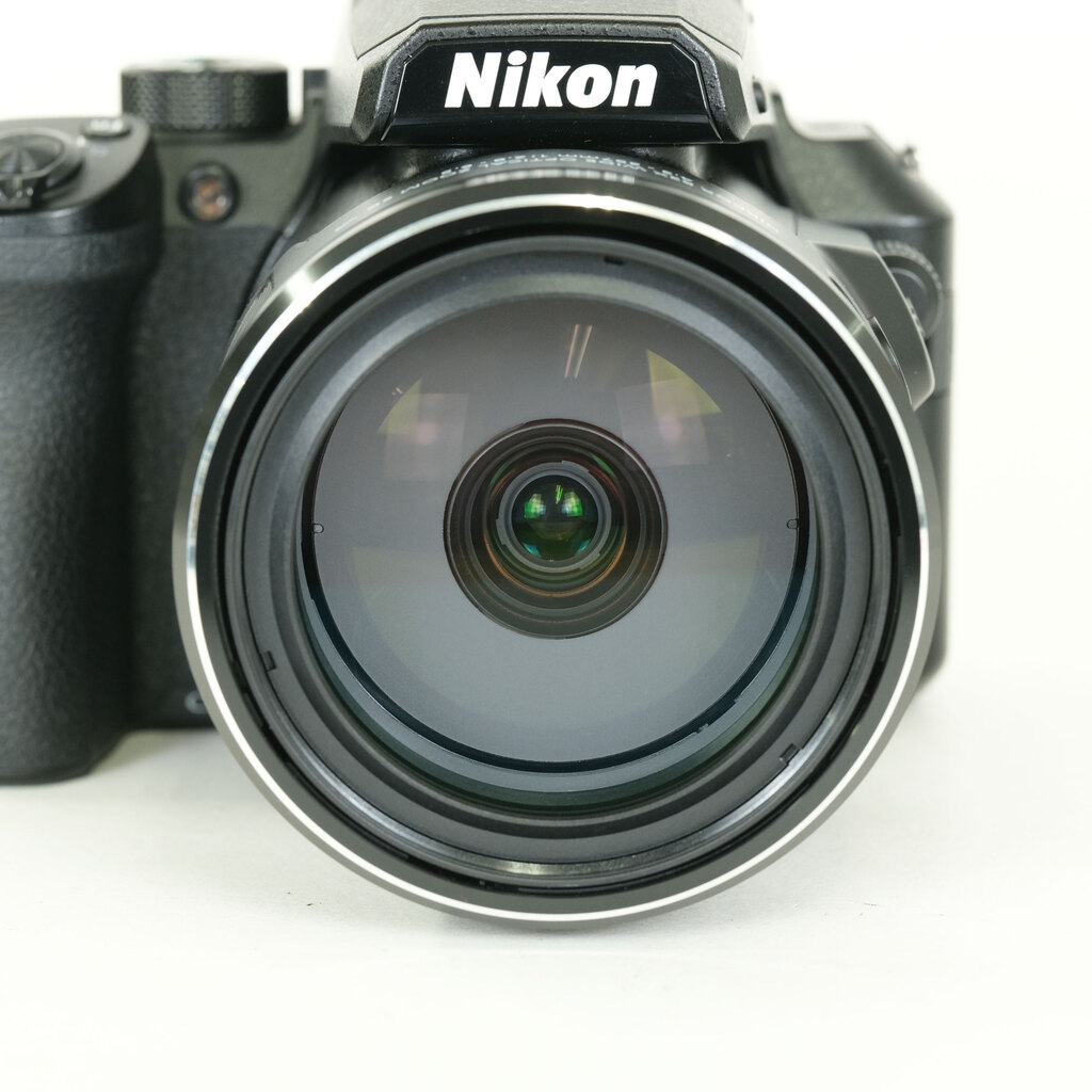 Nikon COOLPIX P950