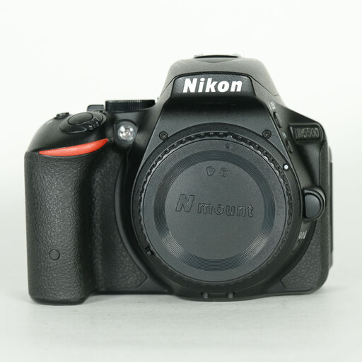 Nikon D5500