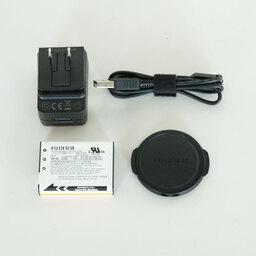 FUJIFILM XF10 ブラック