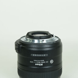 Nikon AF-S DX Micro NIKKOR 40mm f/2.8G