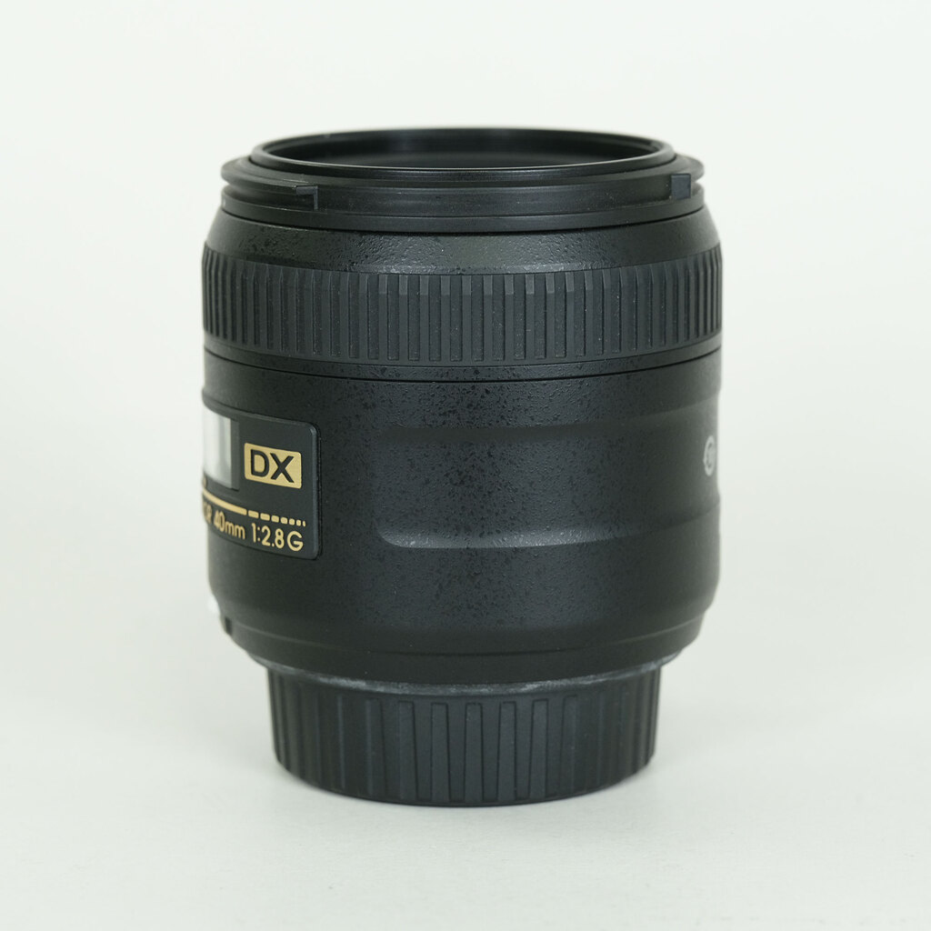 Nikon AF-S DX Micro NIKKOR 40mm f/2.8G