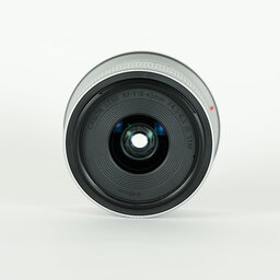 Canon RF-S 18-45mm F4.5-6.3 IS STM