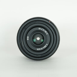SONY FE 40mm F2.5 G SEL40F25G
