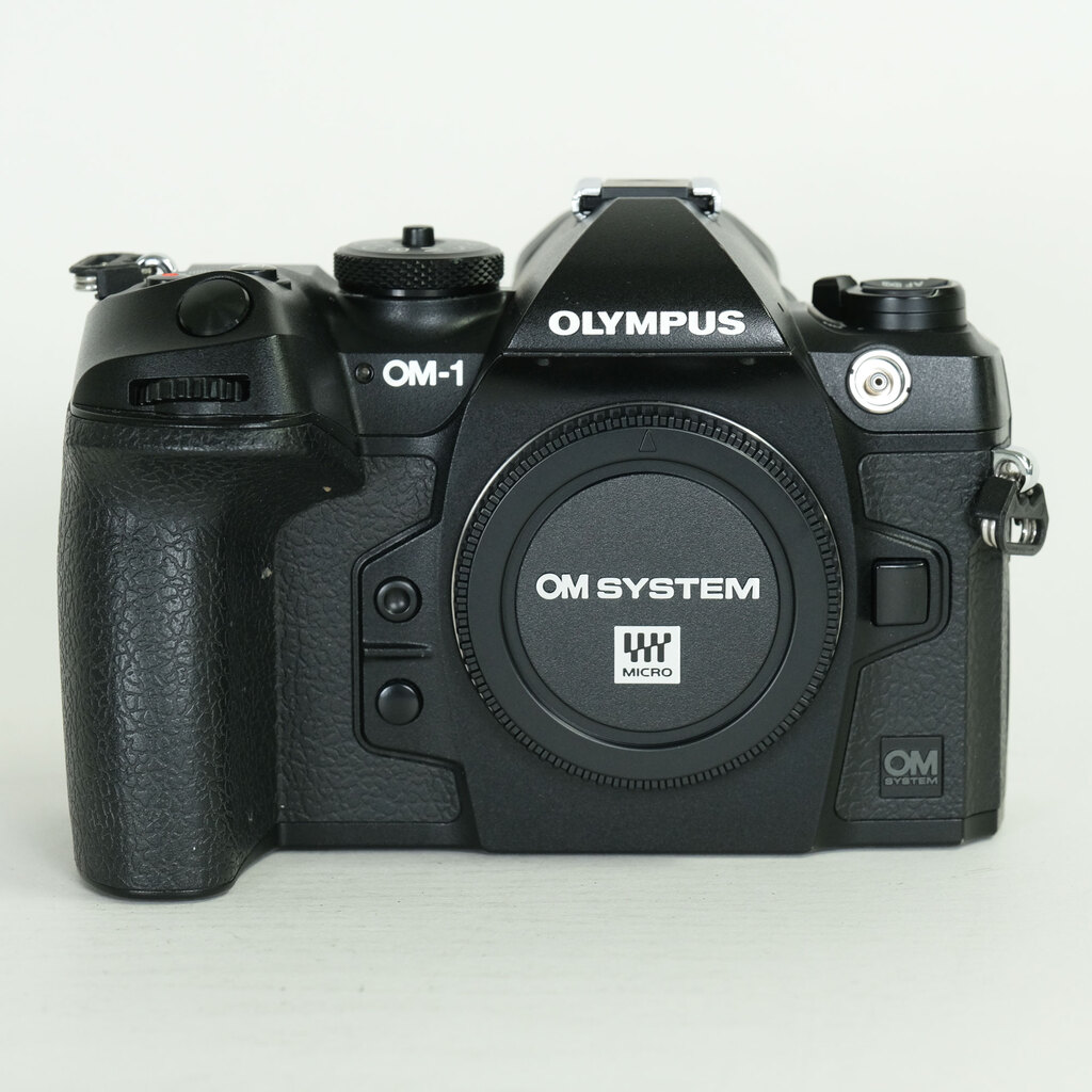 OM SYSTEM OM-1
