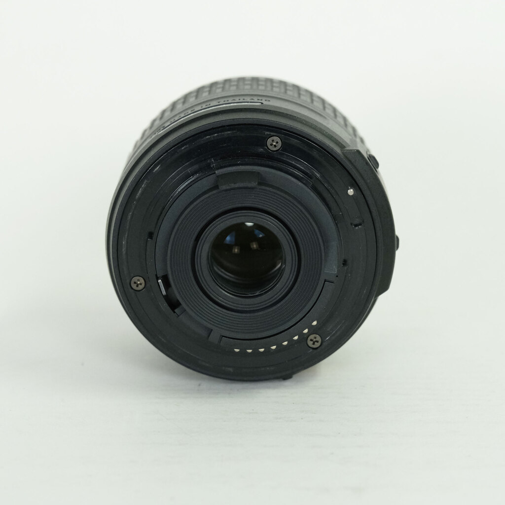 Nikon AF-S DX NIKKOR 18-55mm f3.5-5.6G VR II