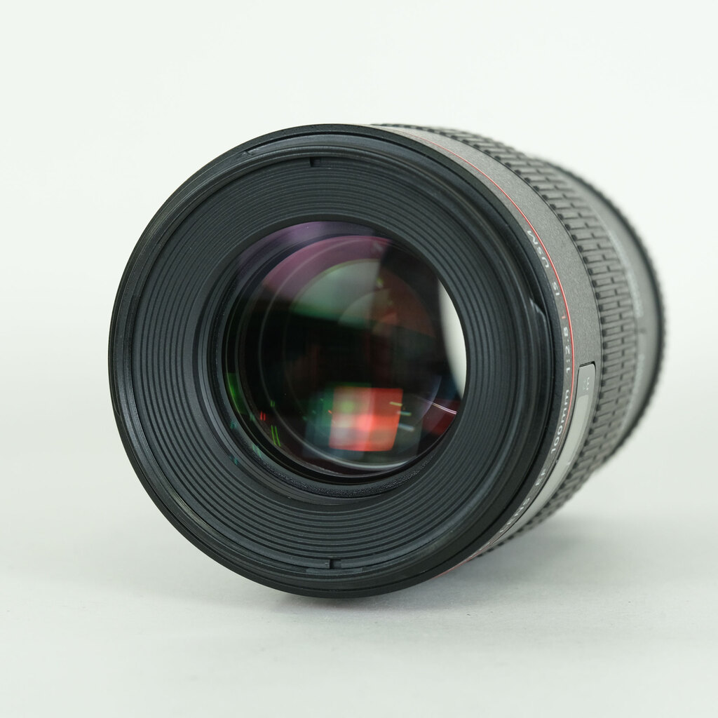 Canon EF100mm F2.8Lマクロ IS USM