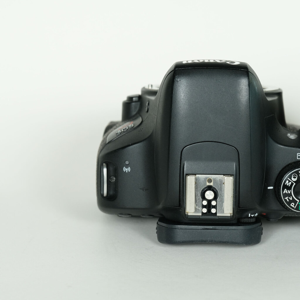 Canon EOS Kiss X9i Canon EOS Kiss X9i