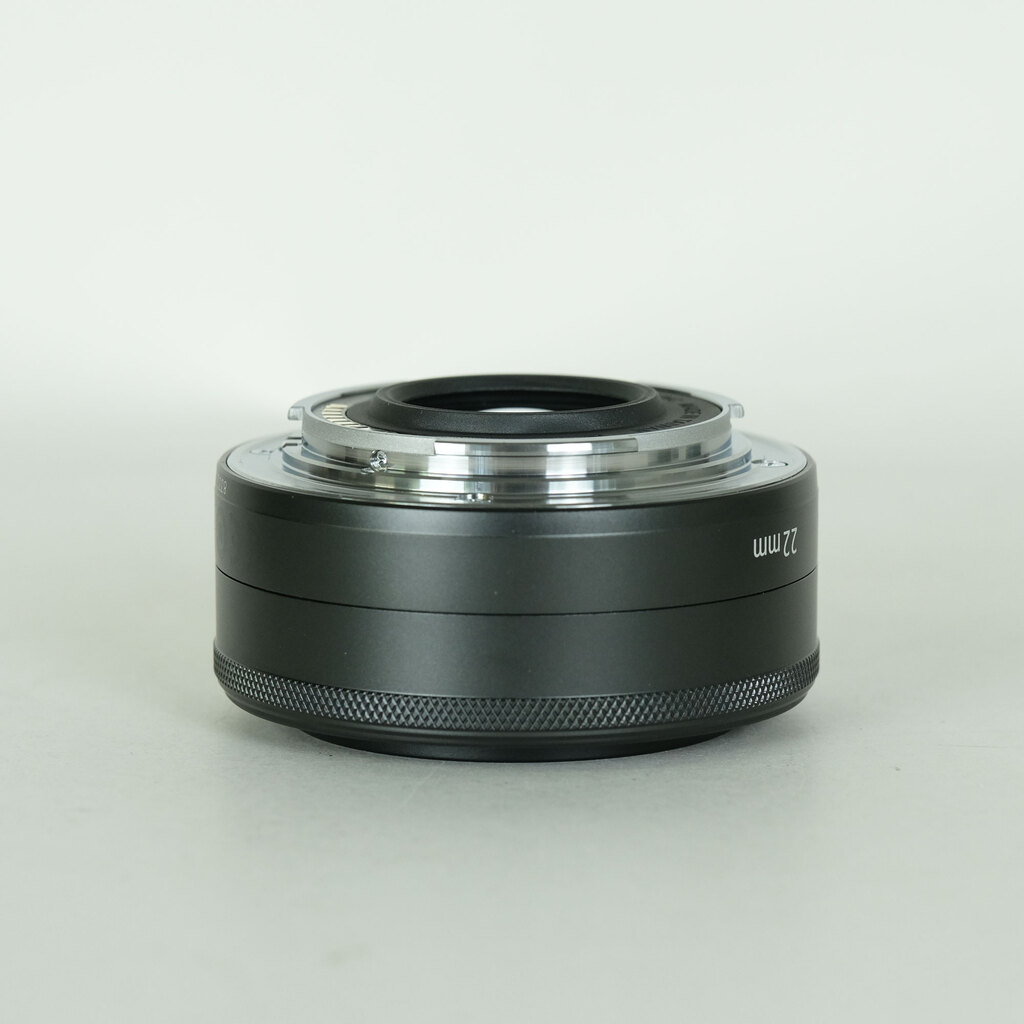 Canon EF-M22mm F2 STM