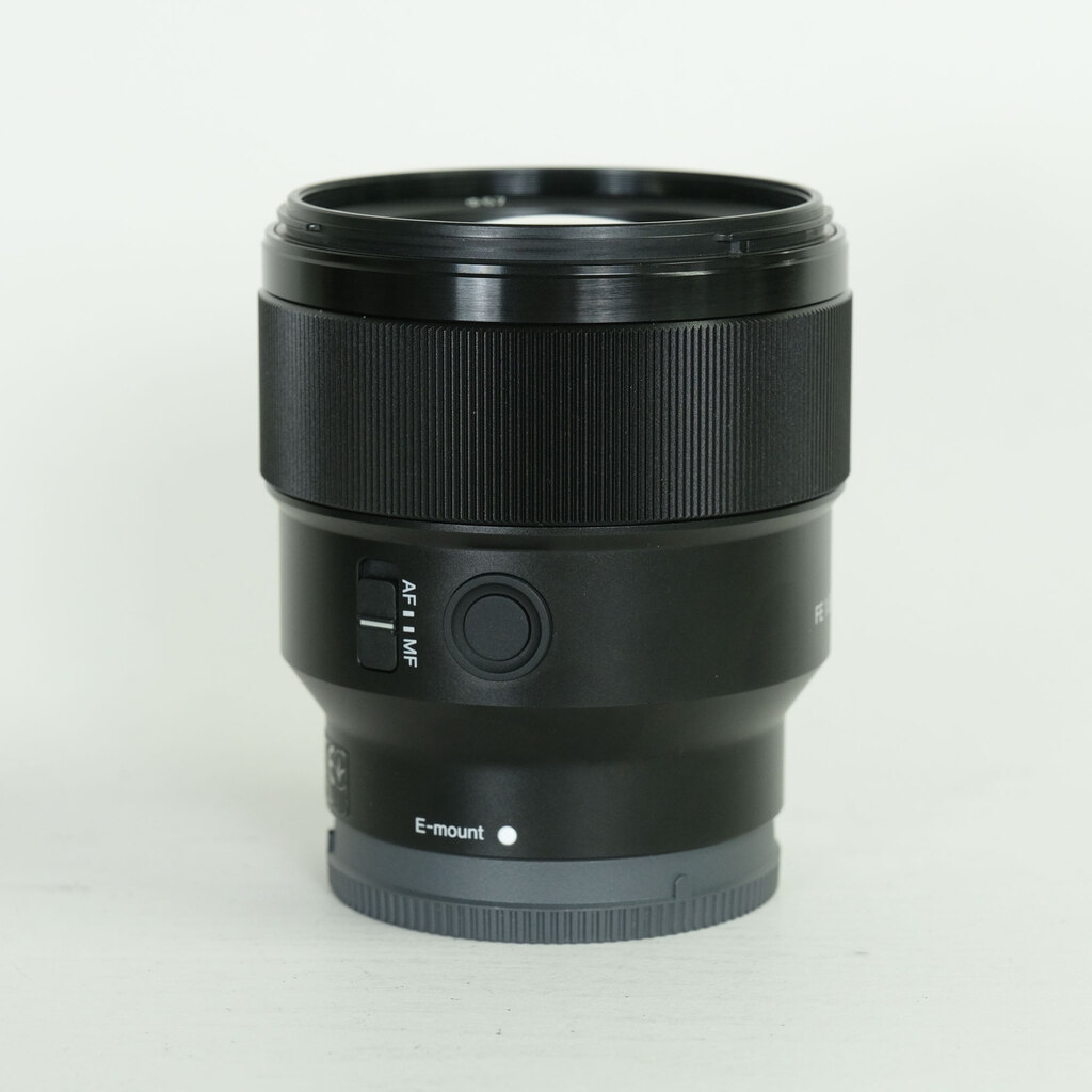 SONY FE 85mm F1.8 SEL85F18