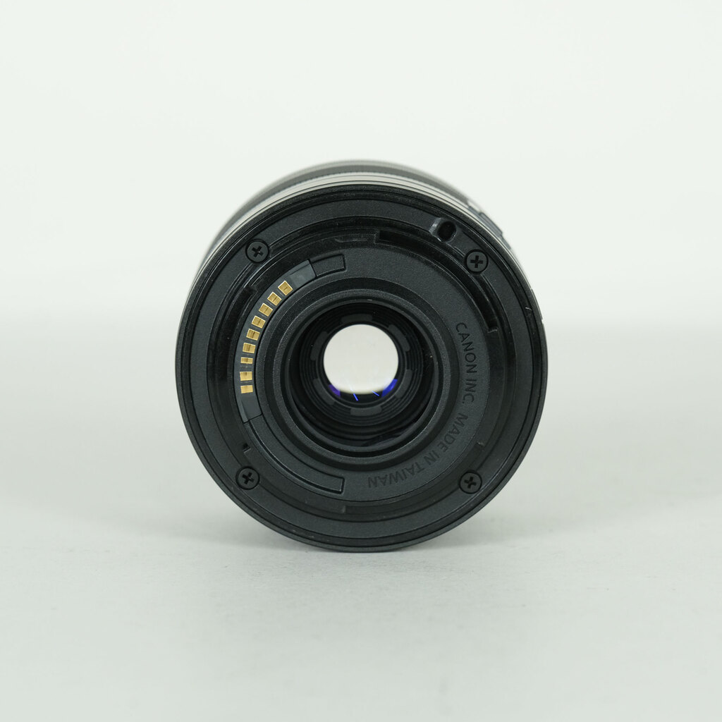 Canon EF-M28mm F3.5 マクロ IS STMの出品 | ONE SCENE（ワンシーン）