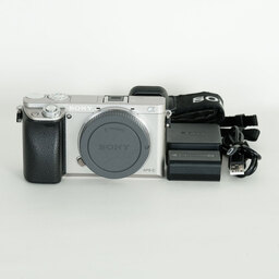 SONY α6000（ILCE-6000）