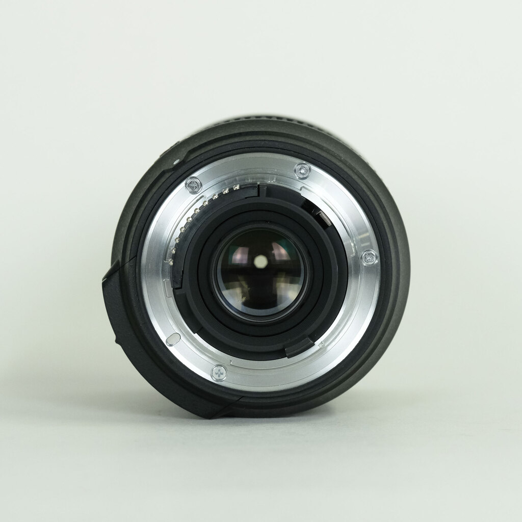 Nikon AF-S DX NIKKOR 18-200mm F3.5-5.6G ED VR II