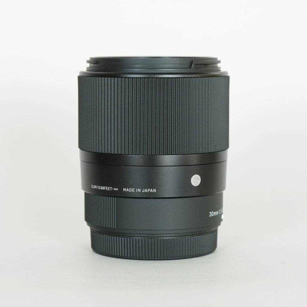 SIGMA 30mm F1.4 DC DN｜Contemporary [フジフイルムX用]