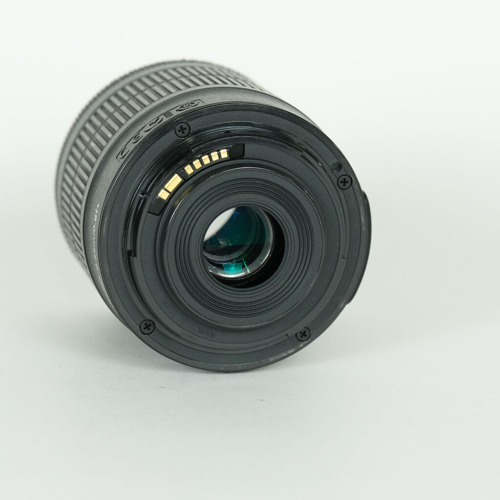 Canon EF-S18-55mm F3.5-5.6 IS STM