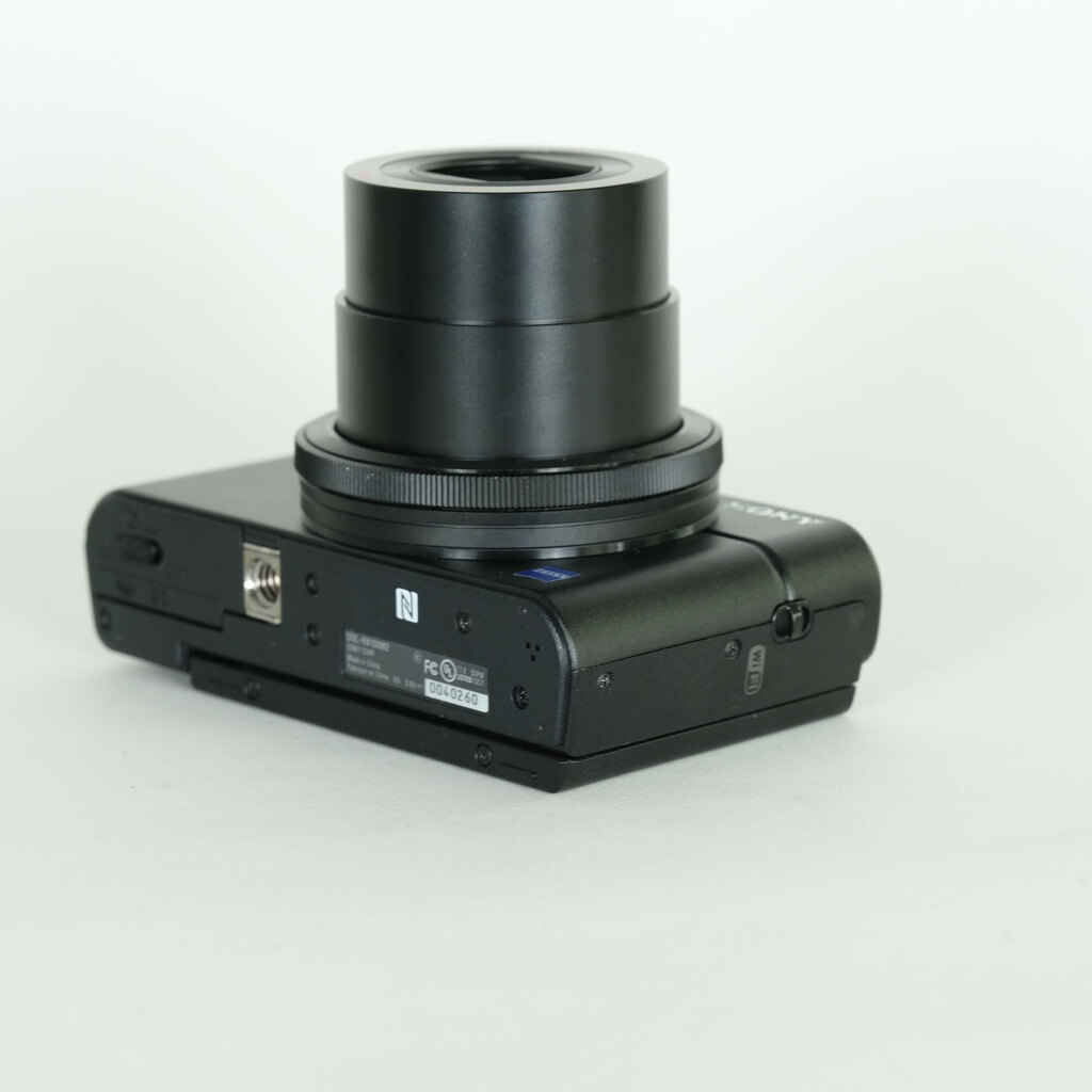 SONY Cyber-shot DSC-RX100M2