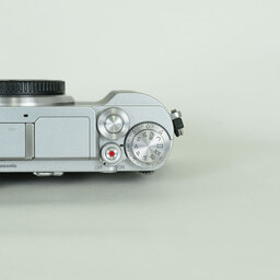 Panasonic LUMIX DC-GX7MK3 シルバー