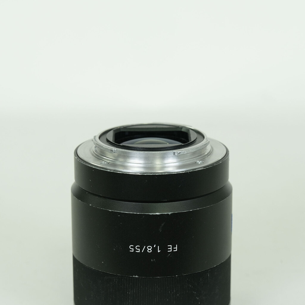 SONY Sonnar T* FE 55mm F1.8 ZA SEL55F18Z SONY Sonnar T* FE 55mm F1.8 ZA SEL55F18Z