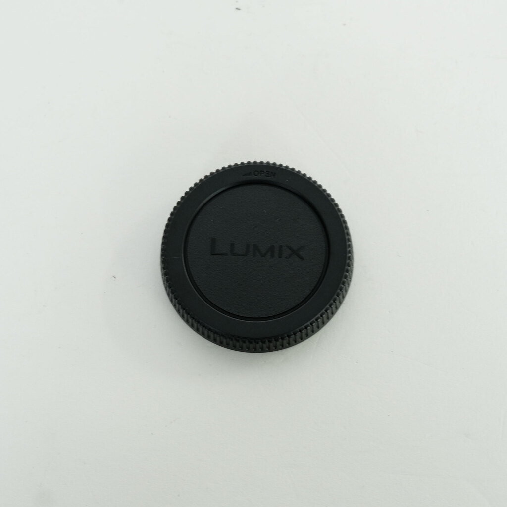 Panasonic LUMIX G VARIO 12-60mm / F3.5-5.6 ASPH. / POWER O.I.S. Panasonic LUMIX G VARIO 12-60mm / F3.5-5.6 ASPH. / POWER O.I.S.