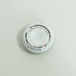 OLYMPUS フィッシュアイボディキャップレンズ（9mm Ｆ8.0 FISHEYE） BCL-0980 ホワイト
