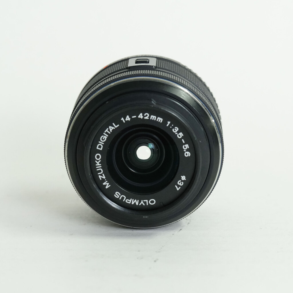 OLYMPUS M.ZUIKO DIGITAL 14-42mm F3.5-5.6IIR ブラック