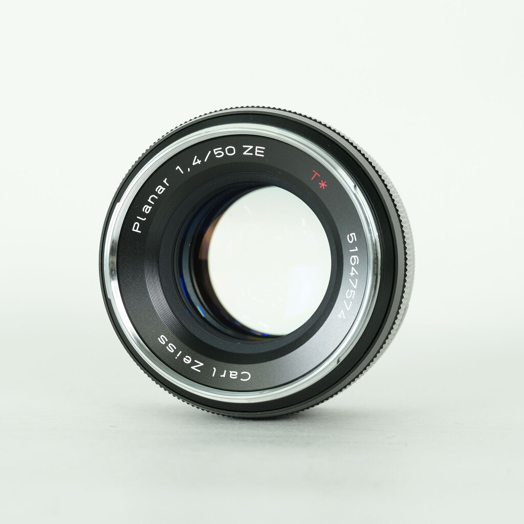 Carl Zeiss Planar T* 50mm F1.4 ZE [キヤノンEF用]の出品 | ONE SCENE