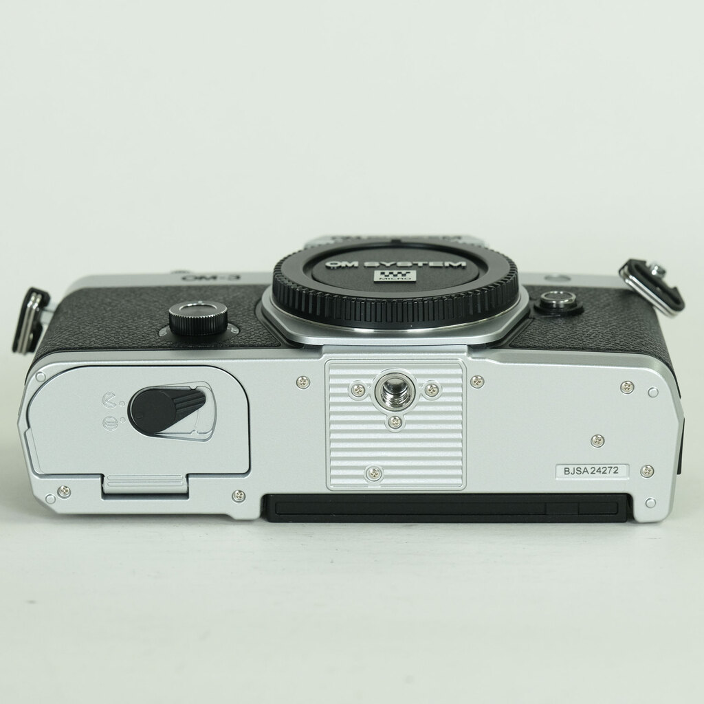 OM SYSTEM OM-3