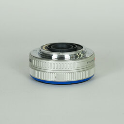 OLYMPUS M.ZUIKO DIGITAL 17mm F2.8 シルバー