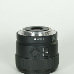 SONY E 11mm F1.8 SEL11F18