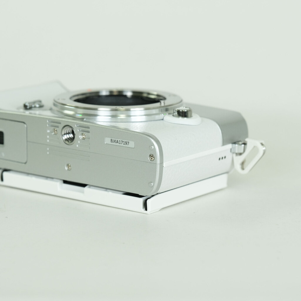 OLYMPUS PEN E-P7 OLYMPUS PEN E-P7